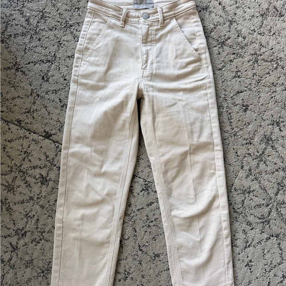 The Straight-Leg Crop in
Cream Sandstone-no signs of wear or stains